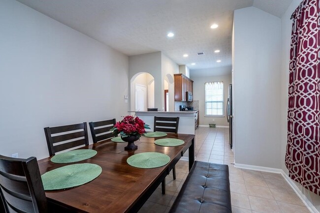 Building Photo - 6503 Evanmill Ln