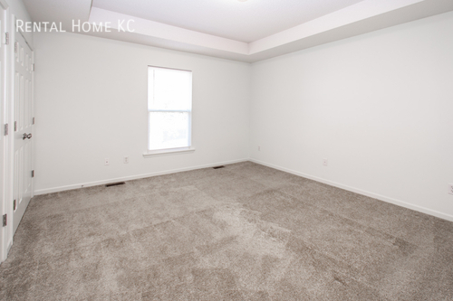 Building Photo - 10205 W 59th Terrace