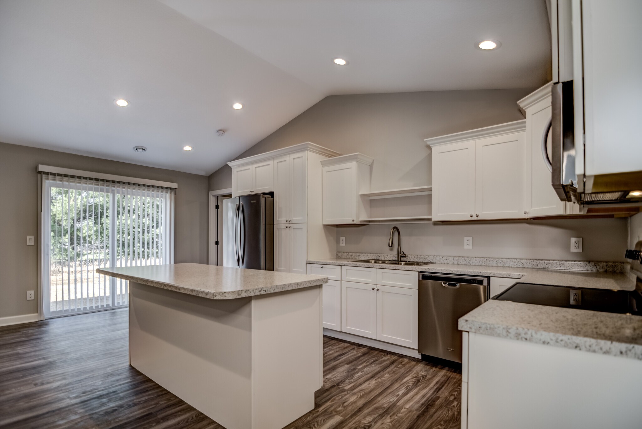 Building Photo - 1636 Gunston Dr