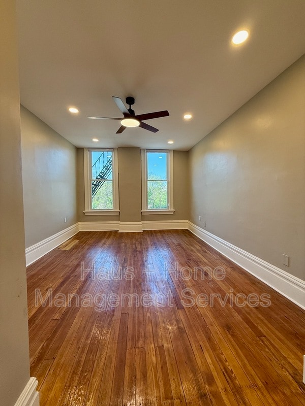 Building Photo - 906 Penn Ave