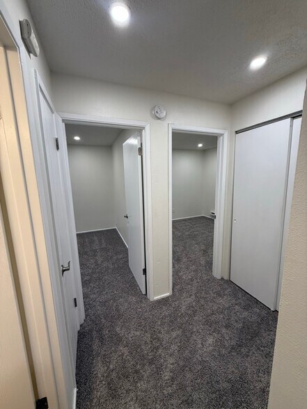 Building Photo - 10401 66th Ave E