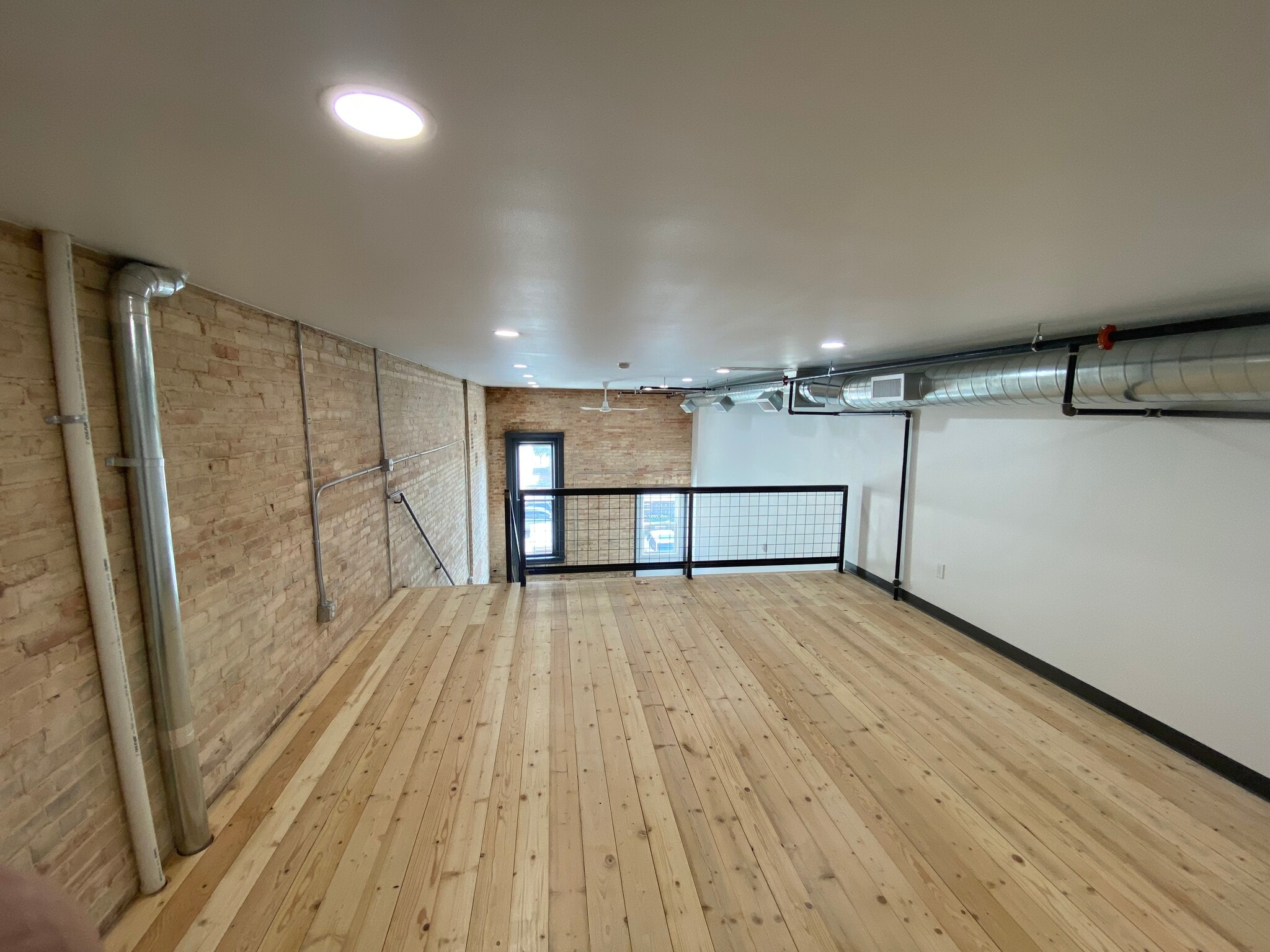 Building Photo - 623 Saint Joseph St