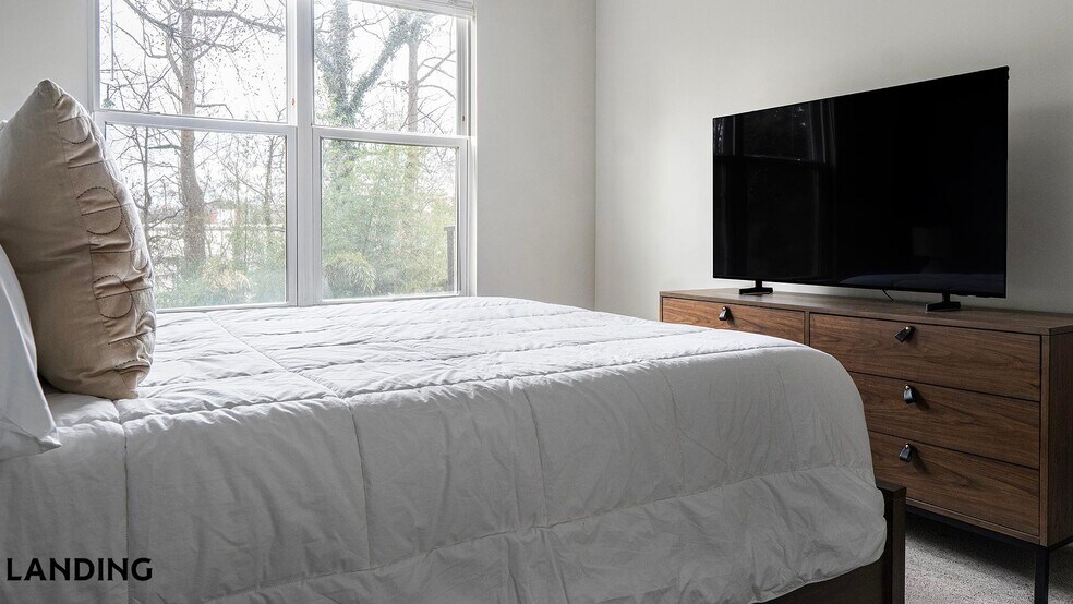 Building Photo - 2550 Blackmon Dr