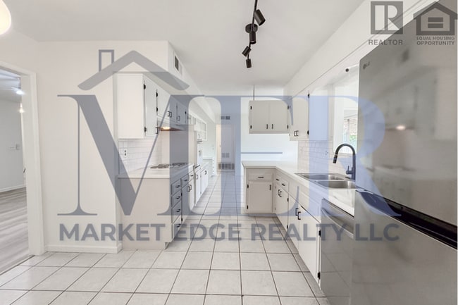 Building Photo - 2Bed/2Bath House in Sun City on Golf Course! Ready for Immediate Move-In!