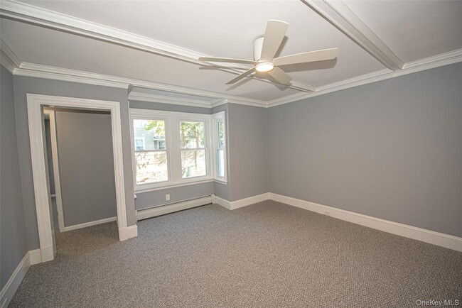 Building Photo - 76 Amity St