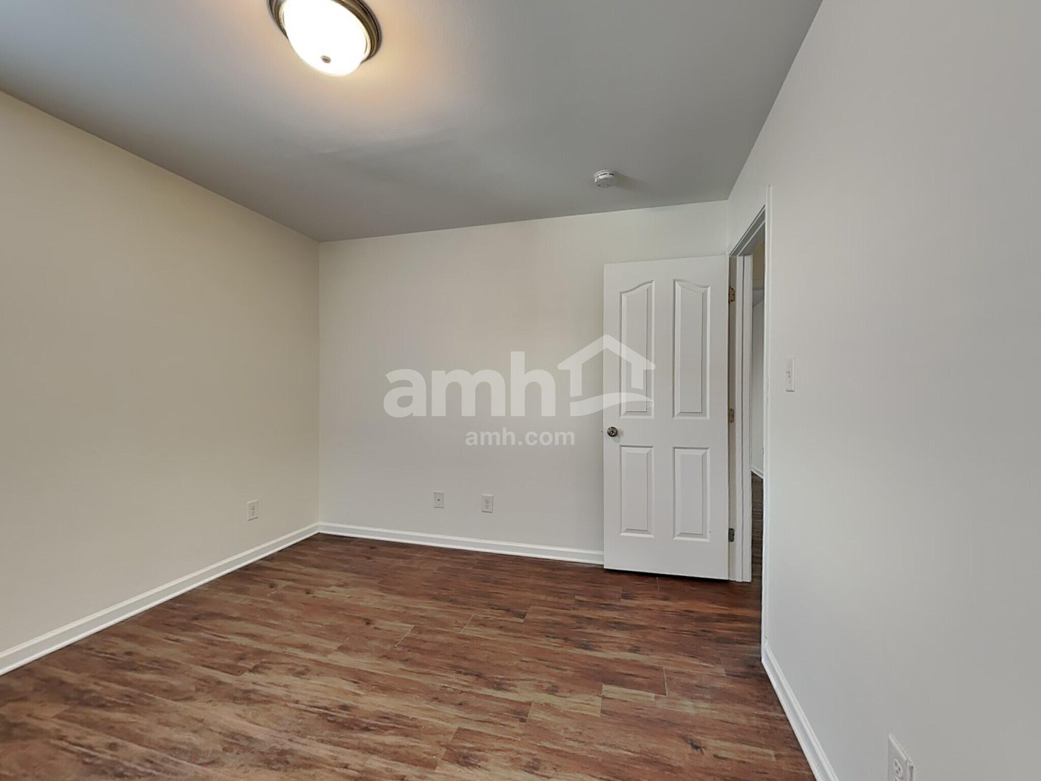 Building Photo - 2568 Fiddlers Glenn Dr