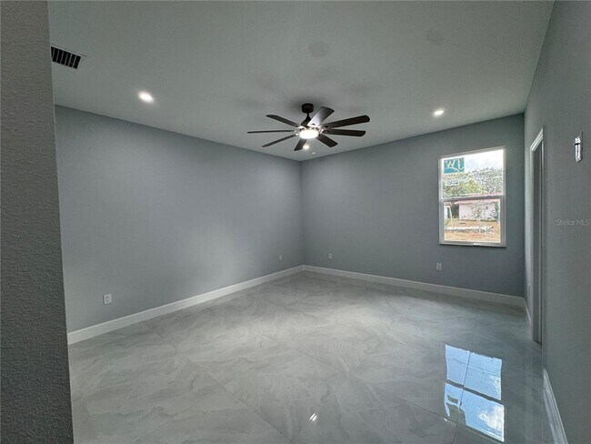 Building Photo - 6018 Newmark St