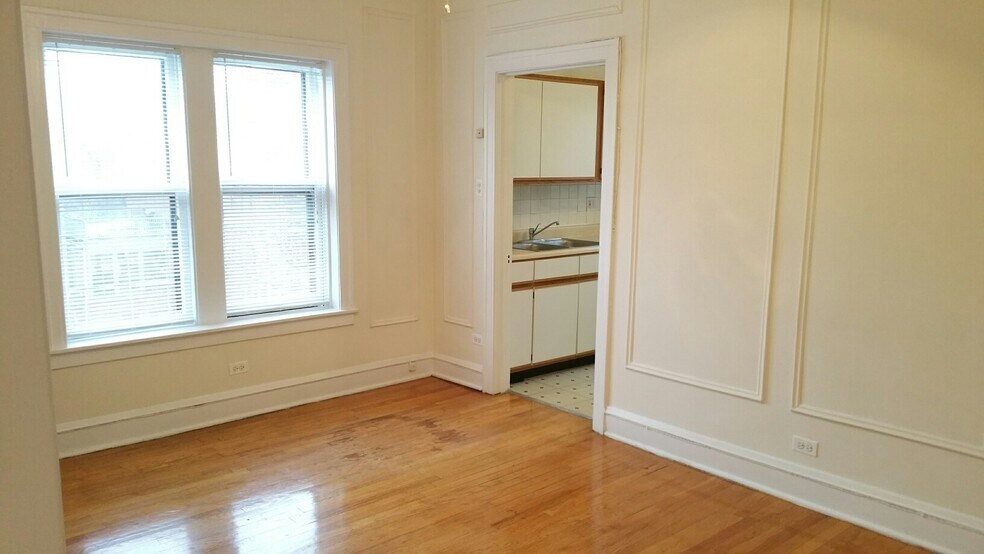 Building Photo - 710 Seward St