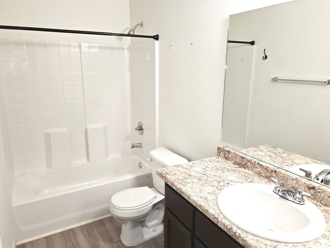 Building Photo - 4 bedroom rental for Lease