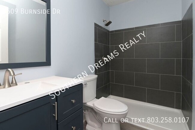 Building Photo - 509 Burnside Dr