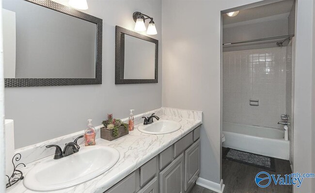 Building Photo - 6015 Kimbrell Ln NW