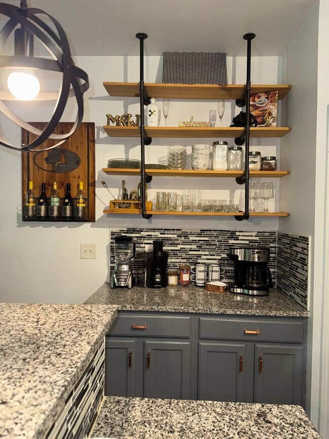Building Photo - Cozy & Spacious 3BR Townhome in Atlanta