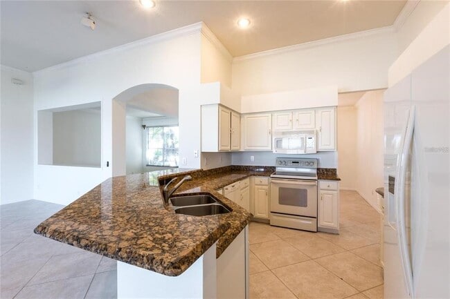 Building Photo - 7209 Colonial Lake Dr