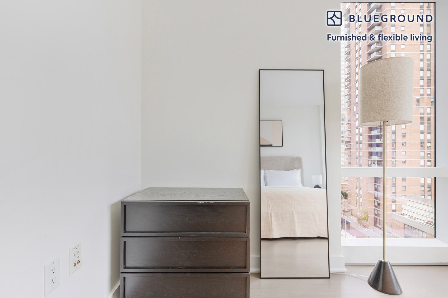 Building Photo - 450 W 42nd St