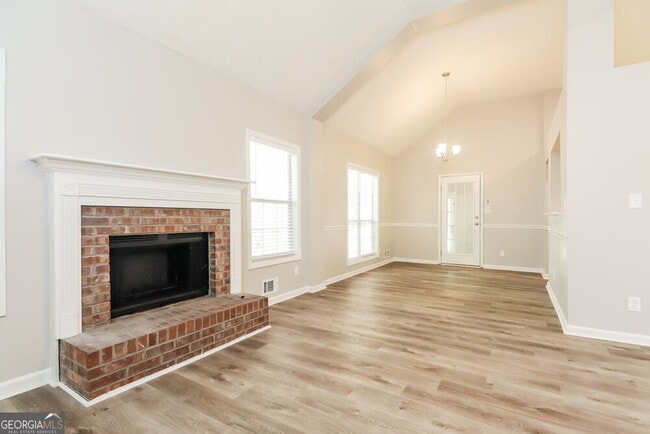 Building Photo - 250 Ashley Oaks Dr