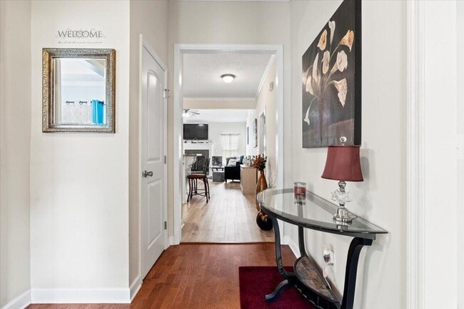 Building Photo - 676 Ventana Dr