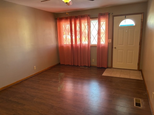 Building Photo - 1703 Oakhill Rd