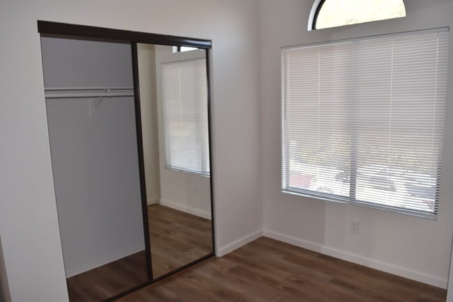 Building Photo - 10991 Scripps Ranch Blvd
