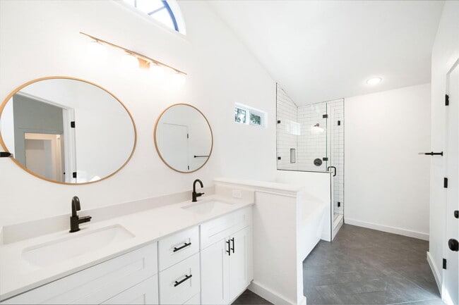 Building Photo - 4707 Alta Loma Dr