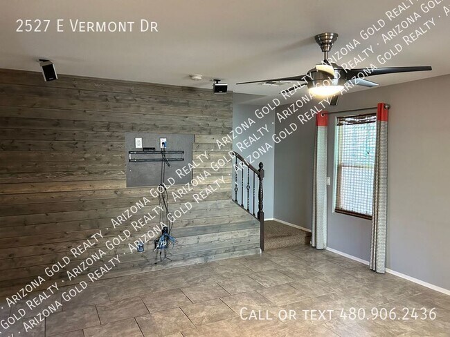 Building Photo - Cove at Vincenz