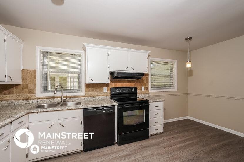 Building Photo - 9765 Virginianna Dr