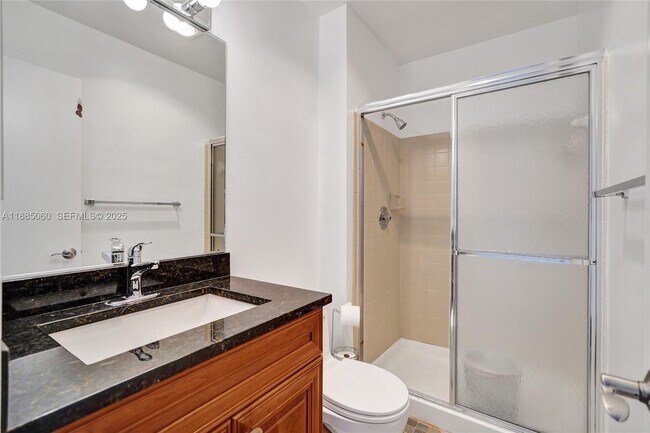 Building Photo - 125 Lake Paula Dr