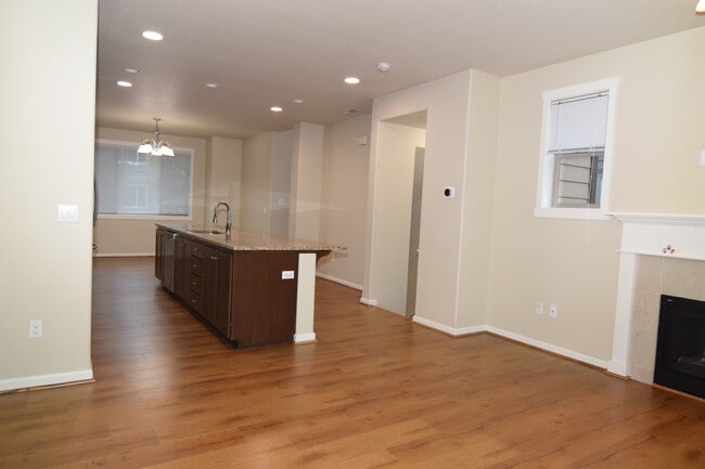 Building Photo - 181 Northeast 78th Avenue