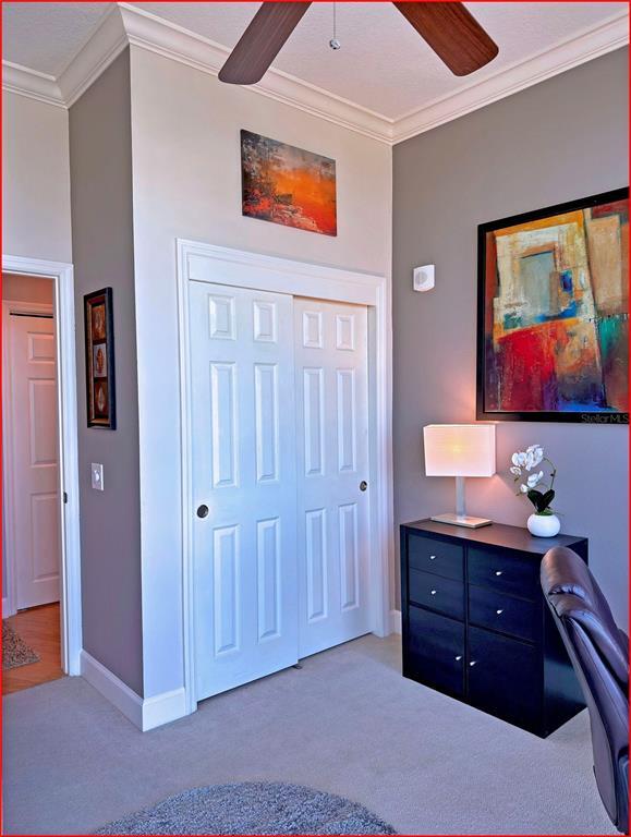 Building Photo - 322 E Central Blvd