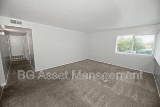 Building Photo - 4621 Ashdale Ct