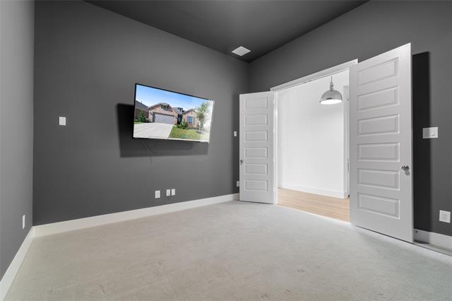 Building Photo - 4005 Crossroads Ct