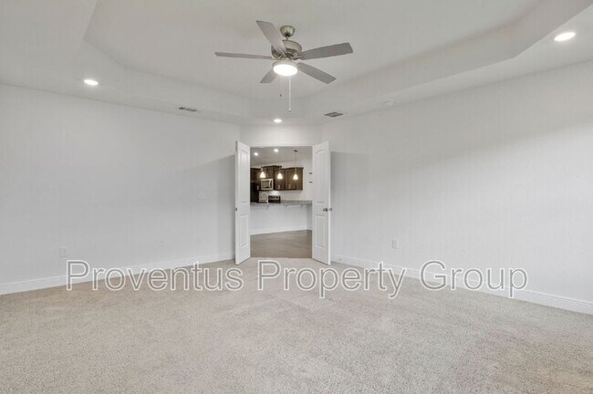 Building Photo - 2419 Privet Berry Dr