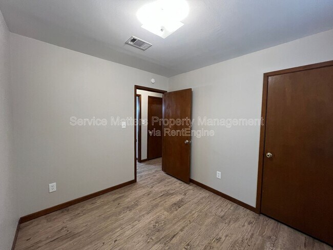 Building Photo - 4788 Landmark Ln