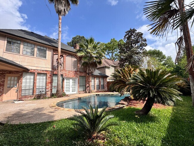 Building Photo - 8215 Turnmill Ct
