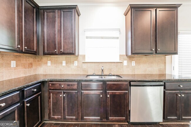 Building Photo - 6239 Baltusrol Terrace