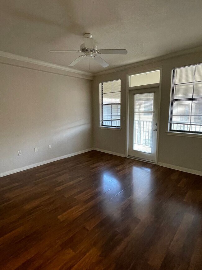 Building Photo - Pool View 1 Bedroom at Uptown Place