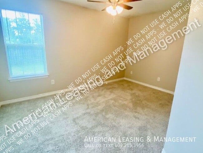 Building Photo - 1007 Cunningham Dr