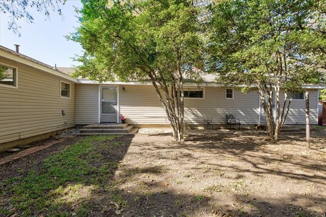 Building Photo - 3524 Corto Ave