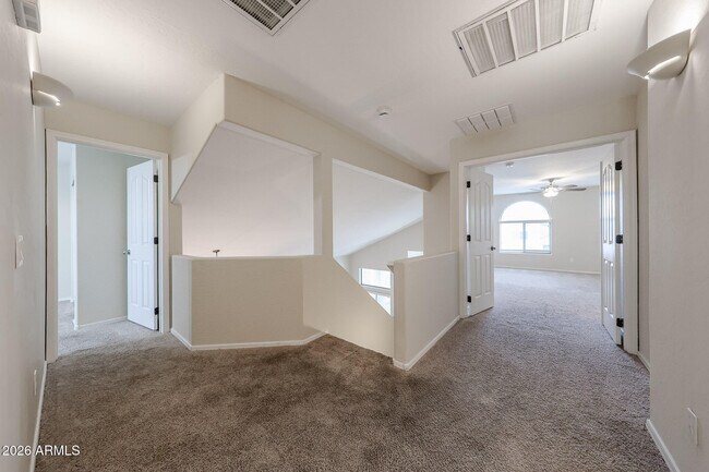 Building Photo - 9043 W Fullam St