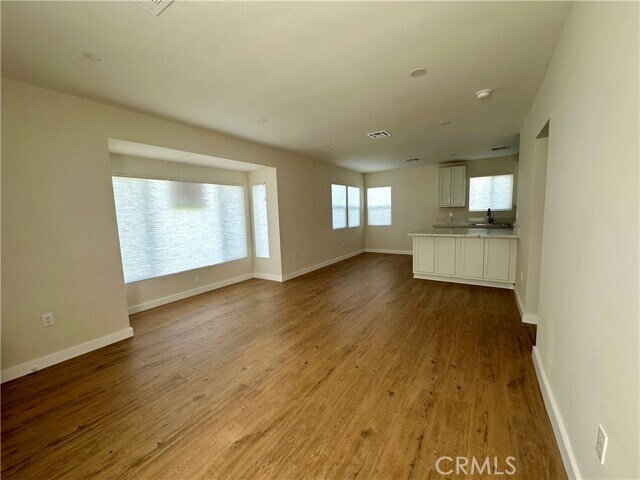 Building Photo - 1436 N Hollywood Way