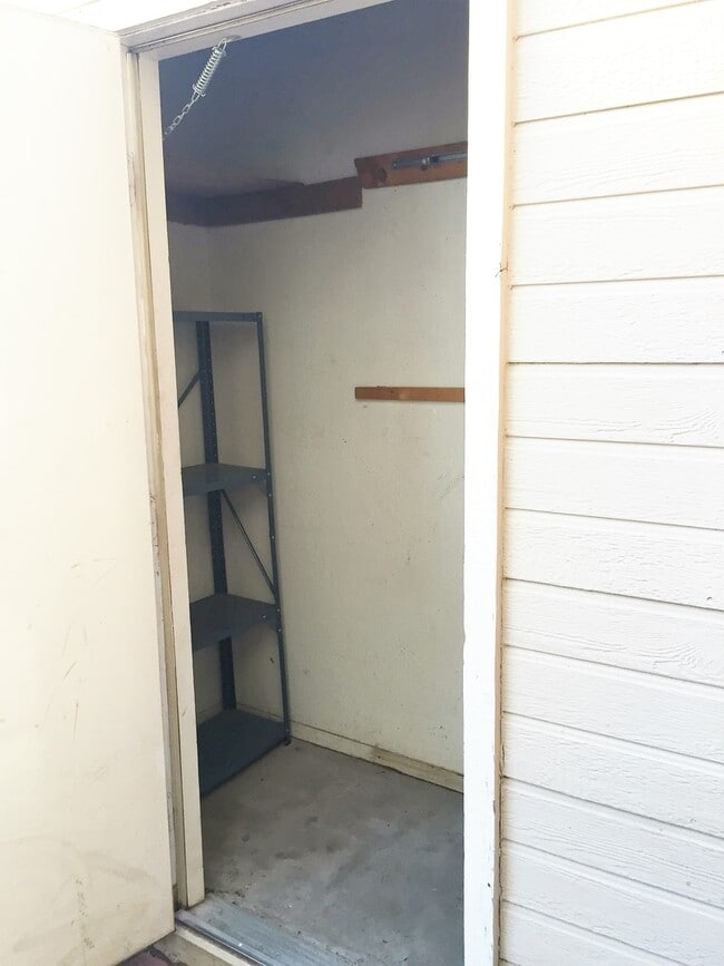 Building Photo - **COMFORTABLE 2br/2ba TOWNHOME (GILBERT & ...