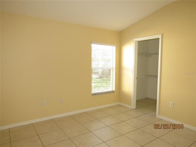 Building Photo - 9427 Hunters Pond Dr