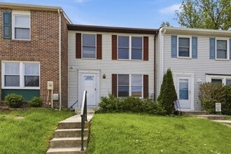 Building Photo - 19 Hoban Ct