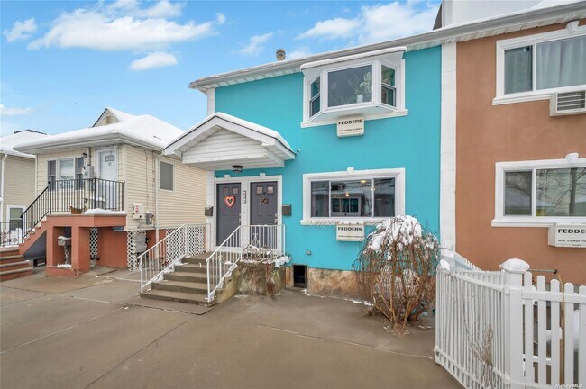Building Photo - 491 Beach 44th St