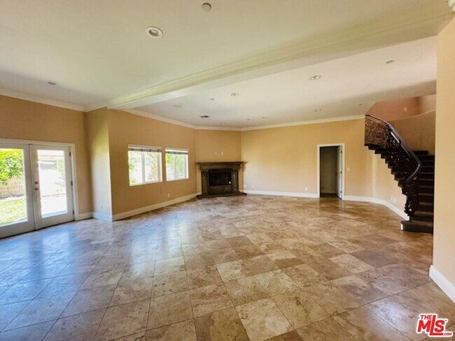 Building Photo - 7347 Dinwiddie St