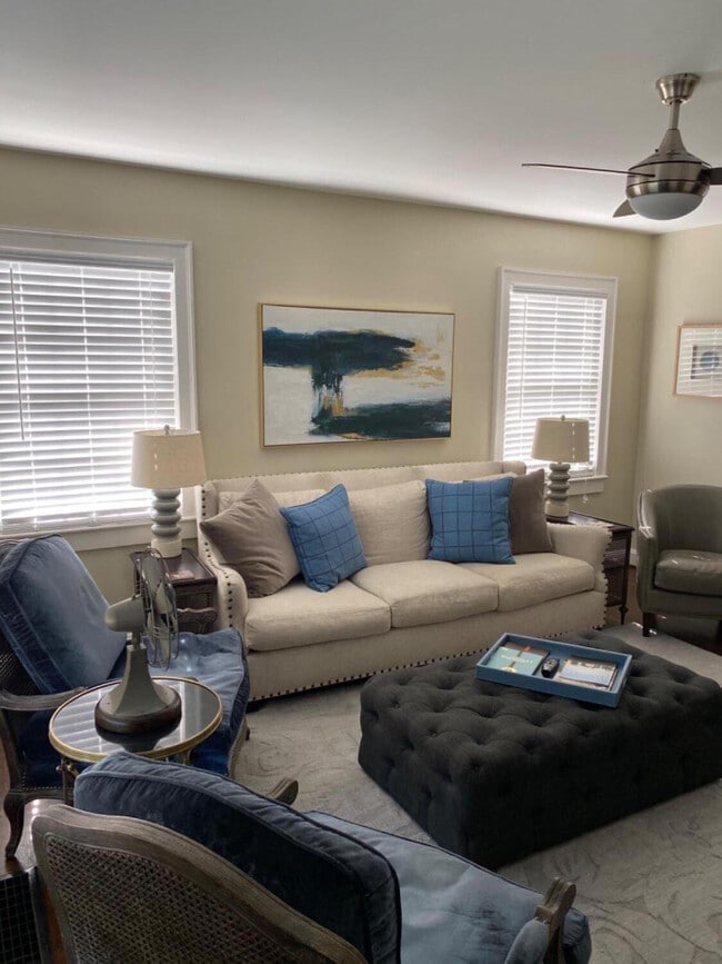 Building Photo - 318 Arcadia Park