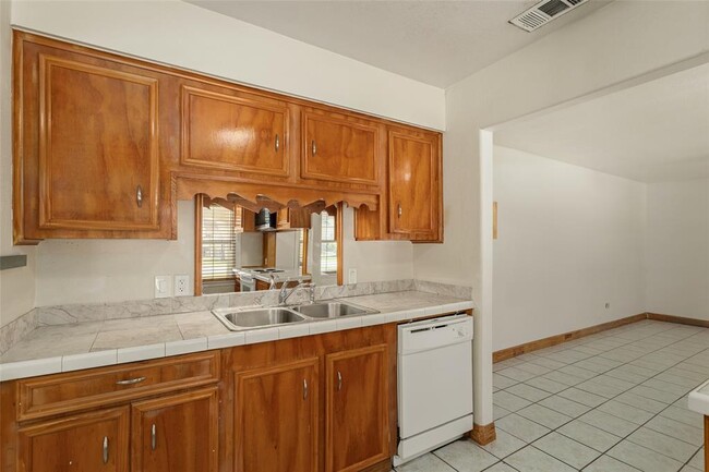 Building Photo - 1306 Zora St