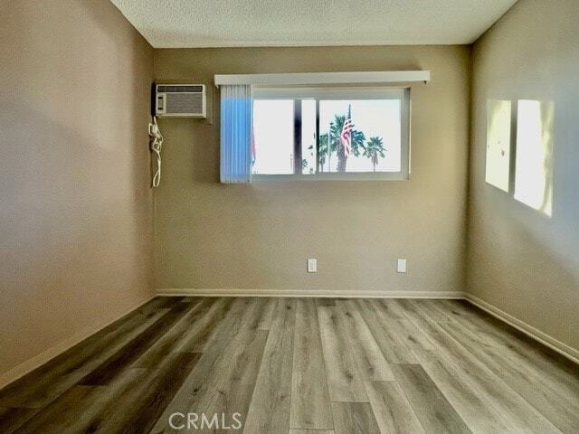 Building Photo - 686 E Cottonwood Rd