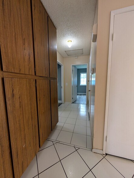 Building Photo - 12307 Paseo del Sol Way