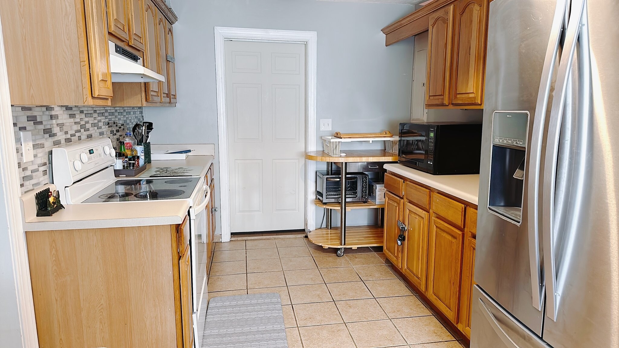 Building Photo - 3033 Parkwood Dr