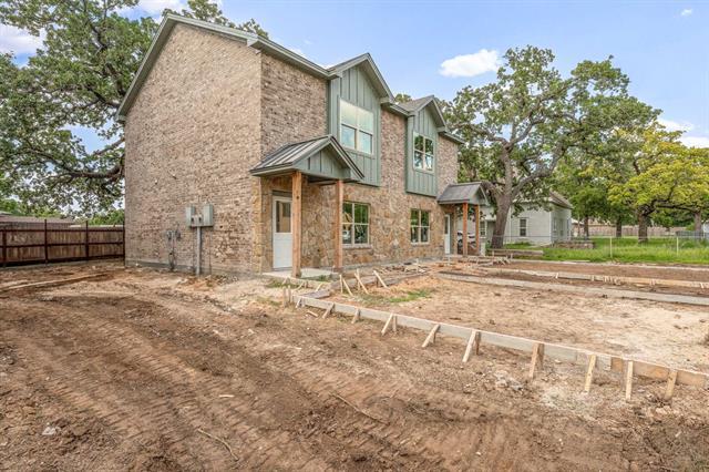 Building Photo - 930 W Shirley St